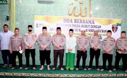 Malam Nisfu Syakban, Propam Polda Sumut Gelar Doa Bersama dan Santuni Anak Yatim Piatu