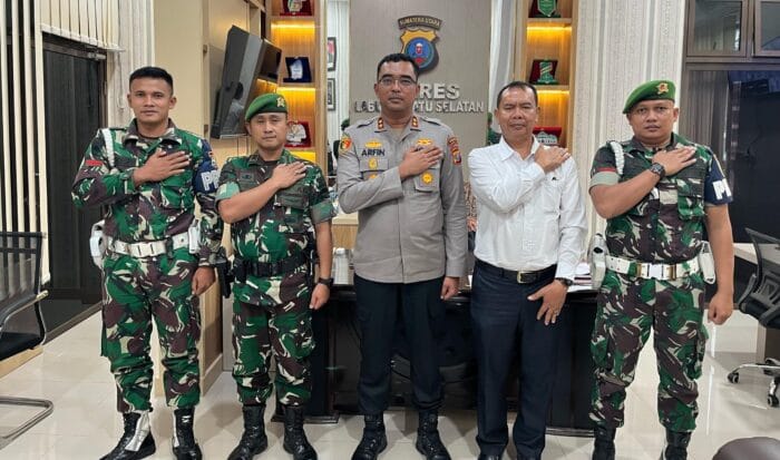 Kapolres Labusel Terima Silaturahmi Komandan Kompi Senapan C Yonif 126/KC untuk Sinergitas TNI-Polri