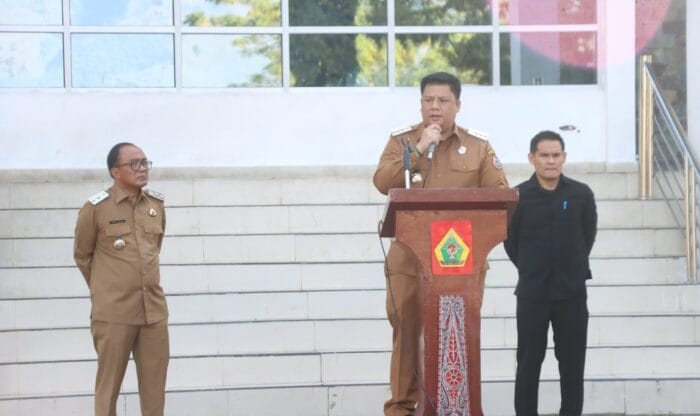 Bupati dan Wabup Pimpin Apel Gabungan Perdana