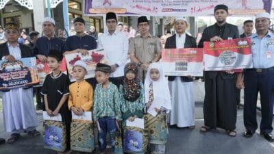 Safari Ramadan Pertama Rico Waas di Masjid Ikhlasiyah Medan Denai