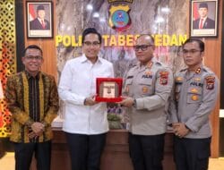 Rico Waas Silaturahmi dengan Kapolrestabes Medan
