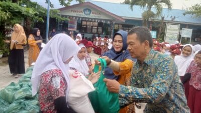 SDN 107405 Sei Rotan Berbagi Ceria Kepada Sesama Lewat Program Infak dan Sedekah