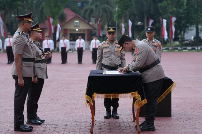 Kapoldasu Pimpin Serah Terima Jabatan PJU dan Kapolres