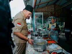 Kebahagiaan Ibu Sulpiati Disambangi Bupati Batu Bara