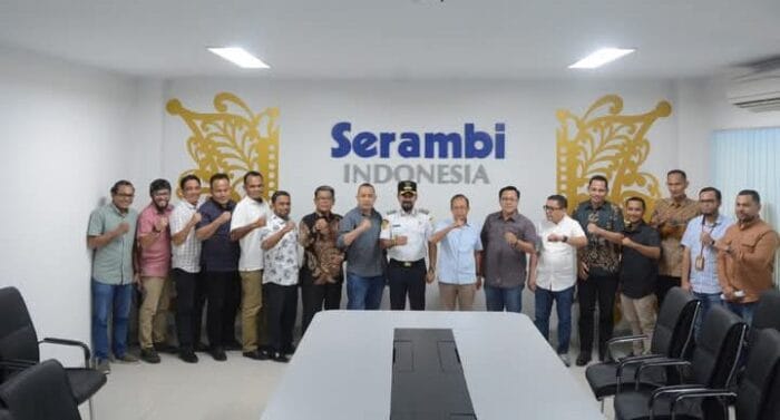 Bupati Al-Farlaky 'Kembali ke Rumah Besar' Serambi Indonesia