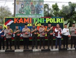 TNI dan Polri di Sibolga-Tapteng Bagikan 1.000 Takjil Wujud Sinergitas dan Kepedulian