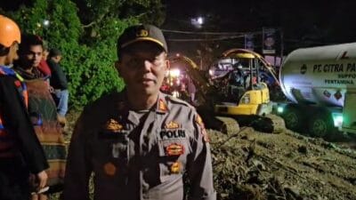 Banjir Bandang Terjang Kecamatan Soalan Parapat