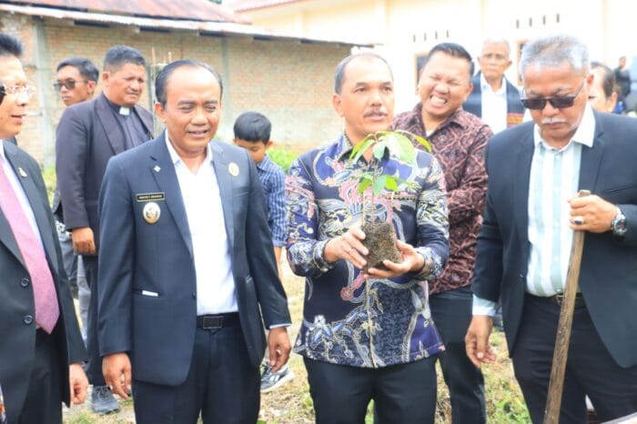 Pemkab Samosir Dukung Terobosan HKBP Rawat Alam Kawasan Danau Toba