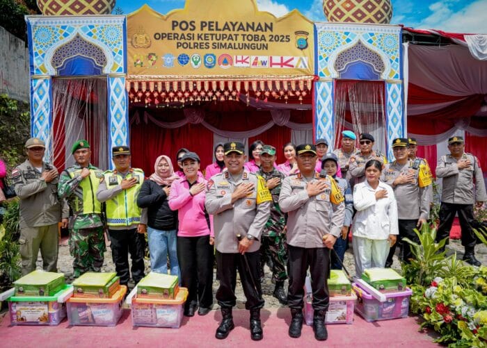 Kapolda Sumut Tinjau Pos Pelayanan Pintu Tol Sinaksak
