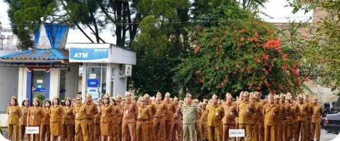 Bupati Karo Pimpin Apel Pagi Gabungan Perdana