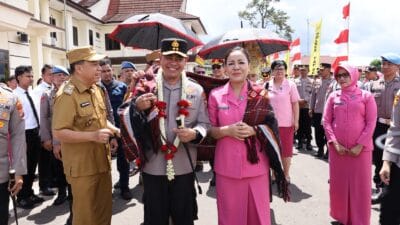 Kunker ke Polres Tapsel, Kapolda Sumut Resmikan Gedung SPKT dan Berikan Arahan Humanis