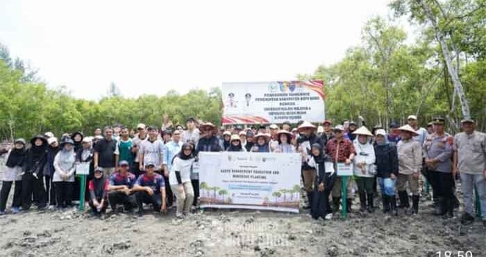 Bupati Batu Bara Perkenalkan Potensi Hutan Mangrove pada Mahasiswa Universiti Malaya