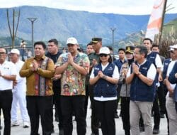 Bupati Bersama Wamen Pariwisata RI dan Gubsu Launching Visit Samosir Years 2025-2026