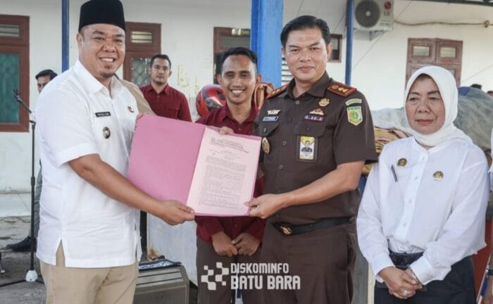 Kejaksaan Negeri Batu Bara Serahkan Aset Sitaan Kasus Korupsi BPBD