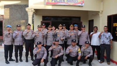 Tinjau Polsek Barus, Kapolres Tapteng Tegaskan Anggota Hindari Pelanggaran