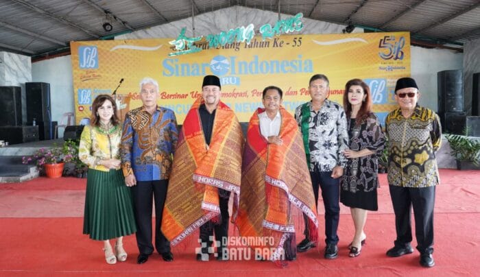 Hadiri HUT Ke-55 Harian SIB, Bupati Batu Bara Berikan Apresiasi