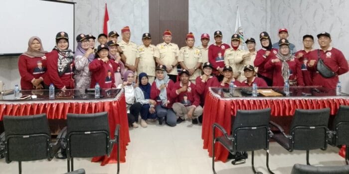 Wakil Bupati Tapteng Terima Audiensi Purnawirawan Pejuang Indonesia Raya