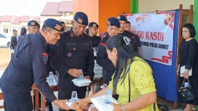 Personel Brimob Batalyon C Gelar ‘Minggu Kasih’ dengan Aksi Sosial di Gereja Oikumene