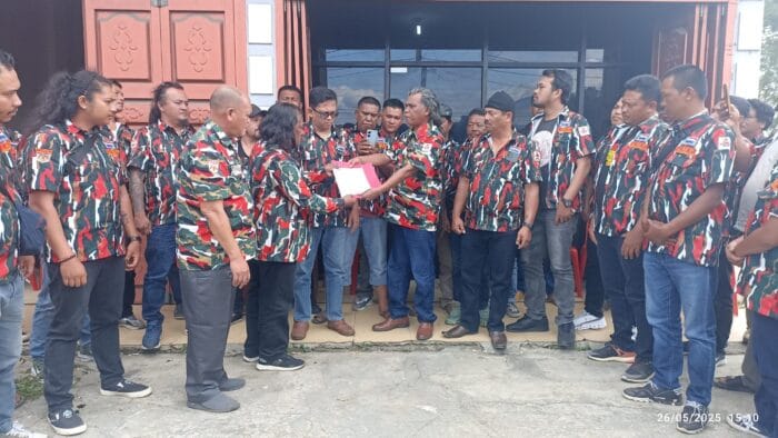 MAC Laskar Merah Putih Kecamatan Berastagi Terima SK