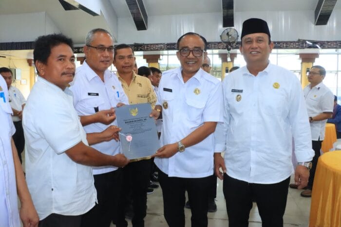 Wabup Samosir Rakor Percepatan Pembentukan Koperasi Merah Putih