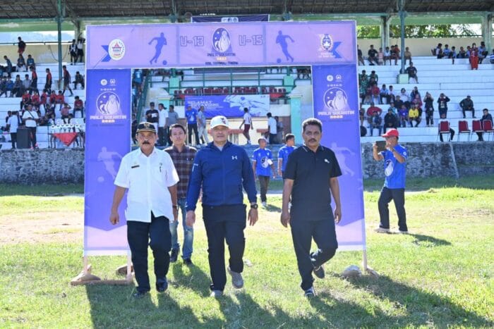 Wakil Bupati Tapteng Buka Turnamen Sepakbola Soeratin 2025