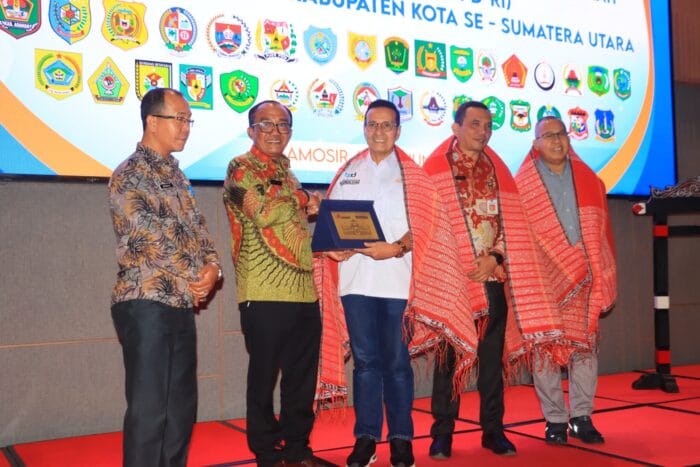 Wabup Samosir Buka Sosialisasi dan Bimtek Implementasi SIPD-RI