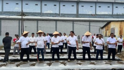 Jalan Santai & Penanaman Bibit Cabai Merah Rutan Kelas I Medan