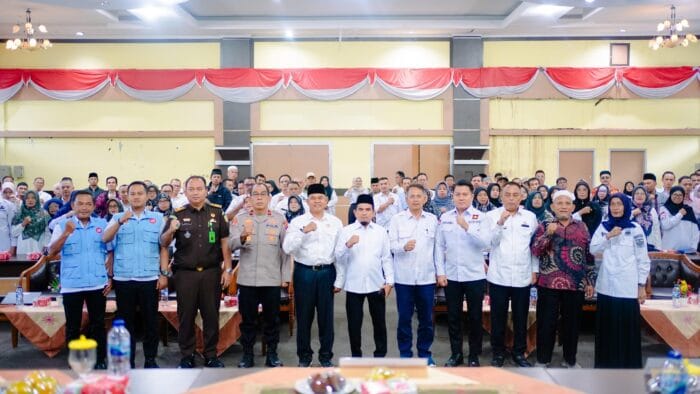 Hadapi PPDB, Para Kepala SMP dan Komite se-Kabupaten Solok Dapat Pembekalan