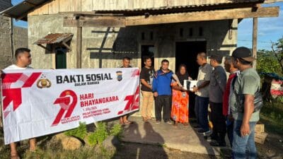 Siti Nasution Warga Sitiotio Hilir Dapat Bantuan Fasilitas Air Bersih Dari Polres Tapteng
