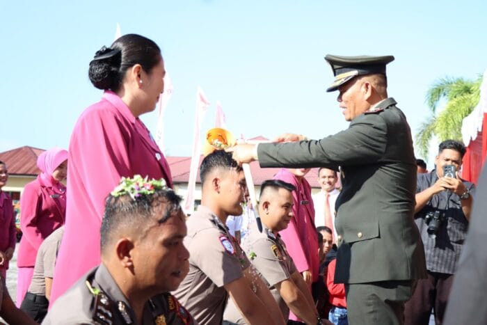 21 Personel Polres Tapteng Naik Pangkat