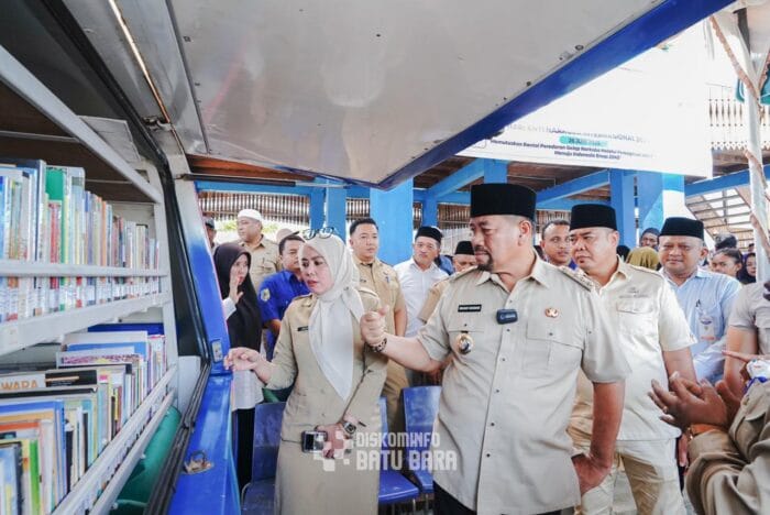 Pastikan Pelayanan Menyentuh Langsung Masyarakat, Bupati Batu Bara Tinjau Program Berlayar 6
