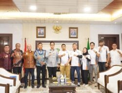 Rico Waas Sambut Perayaan Anniversary Ke-13 Mercedes Benz W202