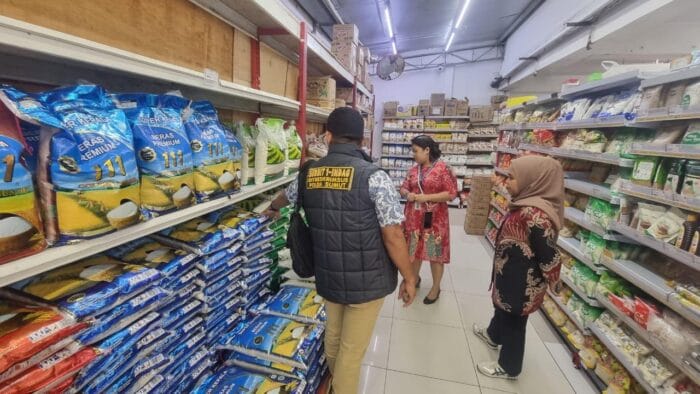 Polda Sumut Sidak Swalayan di Medan Telusuri Dugaan Penjualan Beras Tak Sesuai Mutu