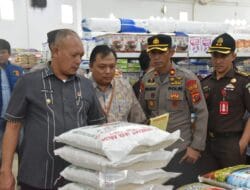 Polres Tapteng Sidak Pasar, Temukan Produk Tanpa Tanggal Kedaluwarsa