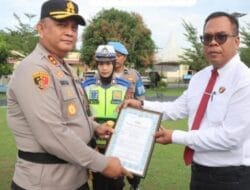 Kapolres Batu Bara Gelar Upacara Pemberian Penghargaan Kepada 31 Personel Berprestasi Gemilang