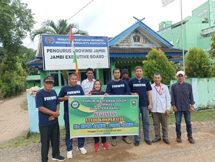 Forwas Solok Studi Komperatif ke PWI Provinsi Jambi