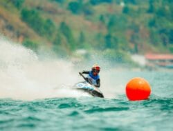 Pembalap Eropa Dominasi Moto 1 Aquabike Grand Prix of Indonesia di Danau Toba