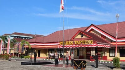 Polres Tapteng Gelar Upacara Peringatan HUT Ke-80 Kemerdekaan RI