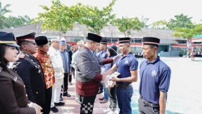 Bupati Batu Bara Serahkan Remisi Hari Kemerdekaan Kepada Warga Binaan Lapas Labuhan Ruku