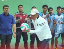 Bupati Karo Buka Turnamen Bola Voli Merdeka Cup 2025 di Lapangan Kodim 0205/TK Raya