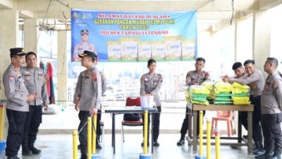 Polres Tapteng Gelar Pangan Murah di Pasar Onan Hajoran