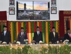 Bupati Hadiri Rapat Paripurna Hari Jadi Ke-80 Kabupaten Tapteng