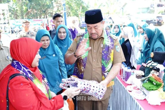 Bupati Batu Bara Apresiasi Desa Mekar Baru Atas Pelaksanaan Program UP2K