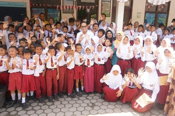 Momen Siswa SD Sampaikan Keinginannya Jadi Wali Kota di Hadapan Rico Waas