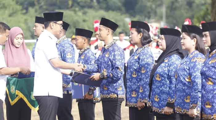 Wali Kota Medan Serahkan SK Pengangkatan 1.018 PPPK