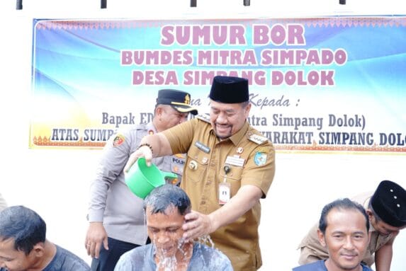 Sumur Bor Simpado Diresmikan Bupati Baharuddin Siagian