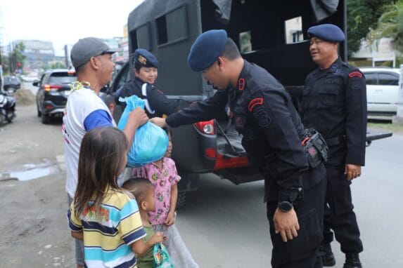 Brimob Polda Sumut Gelar “Minggu Kasih” Tebar Kepedulian untuk Anak Panti Asuhan dan Warga Kurang Mampu
