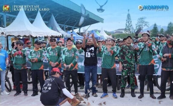 Wakil Bupati Lepas 800 Peserta Karo Tour de Sinabung X 2025