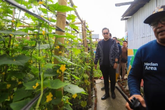 Rico Waas Dengarkan Aspirasi dan Keluhan Masyarakat Lewat Program Sapa Warga