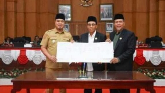 Pemkab Batu Bara Bersama DPRD Resmi Tanda Tangani Nota Kesepakatan KUPA PPAS TA 2025